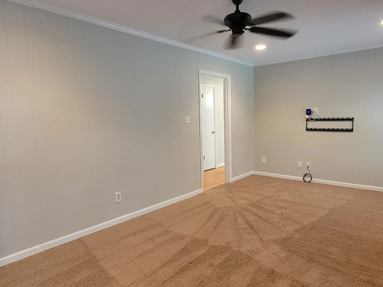 3 bed, 1734 sqft, $2,650 — Photo 3
