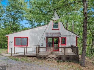 410 Crowfoot Ln, Gerrardstown, WV 25420