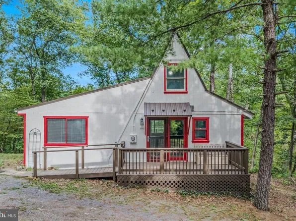 410 Crowfoot Ln, Gerrardstown, WV 25420