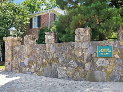 312 Elm Street APT 23, New Canaan, CT, 06840