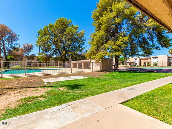 3rd image of 7126 N 19TH Avenue #177
