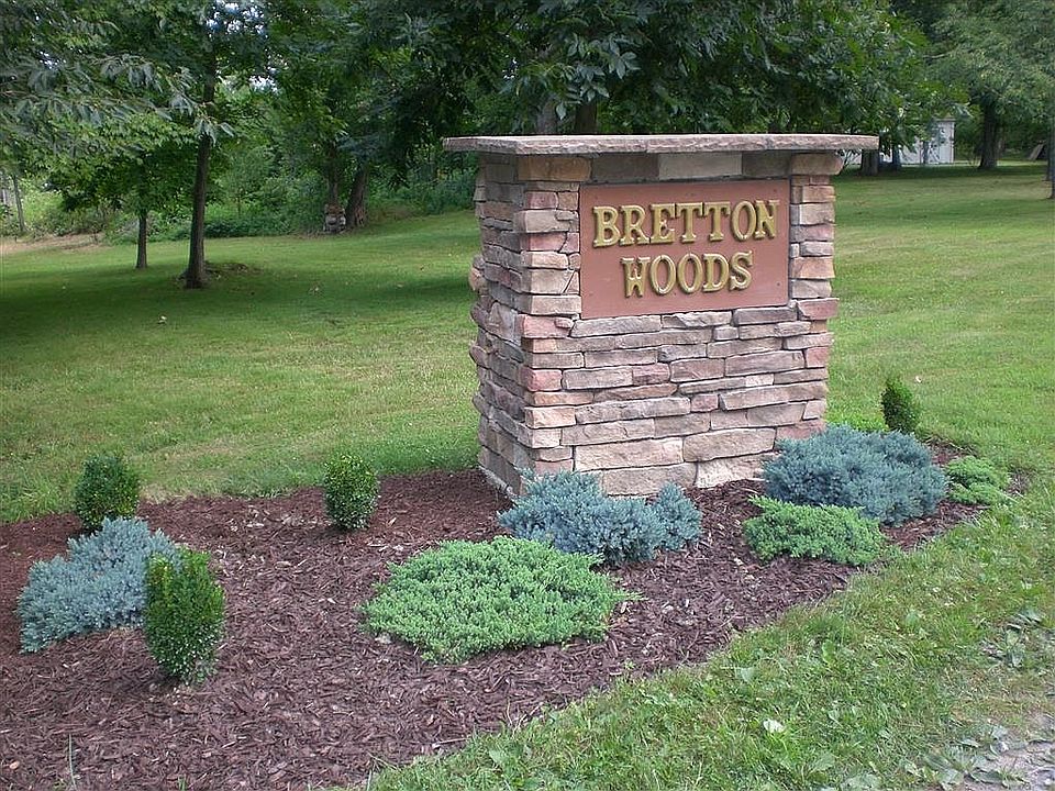 1st image of 105 Bretton Wood