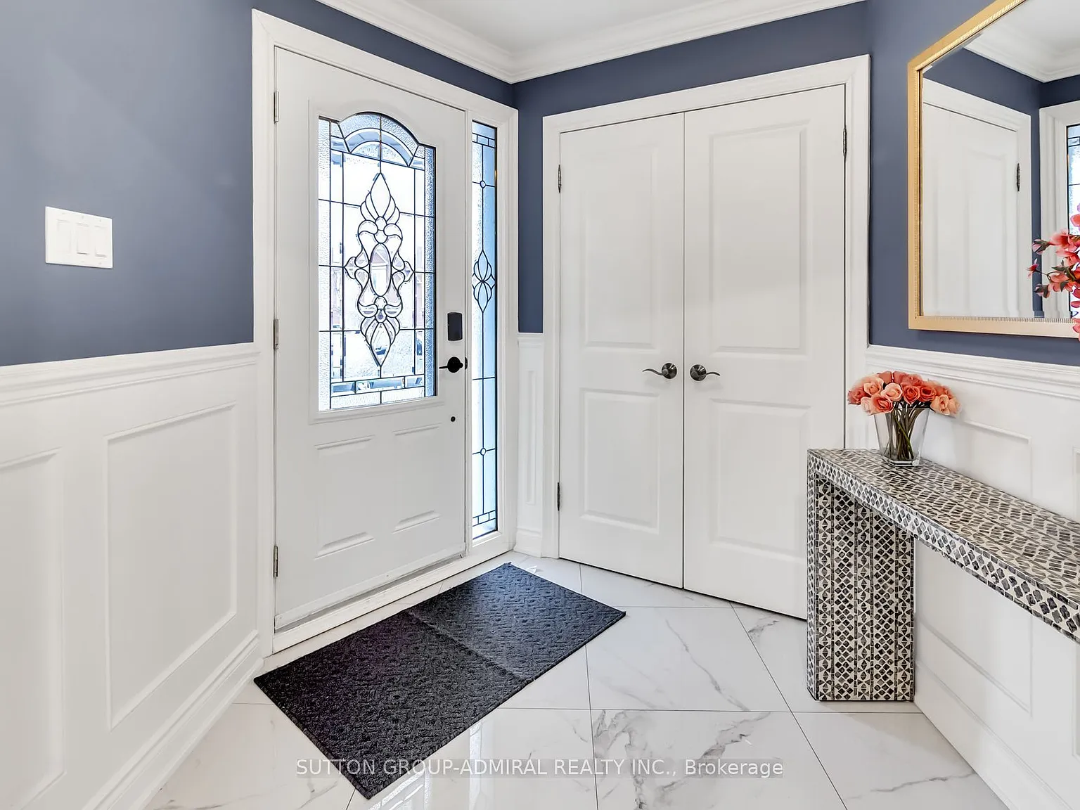4 bed, $4,200 — Photo 2