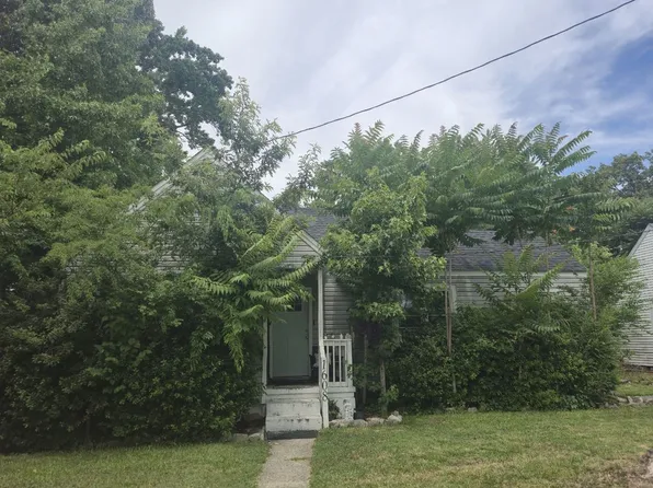 1608 Croyden Rd, Norfolk, VA 23503