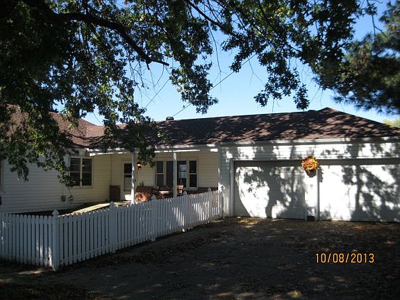 3rd image of 8388 Green St