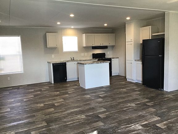 3rd image of 20307 Northoaks Dr #332