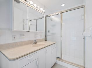 23 Teach Rd, Palm Beach Gardens, FL 33410