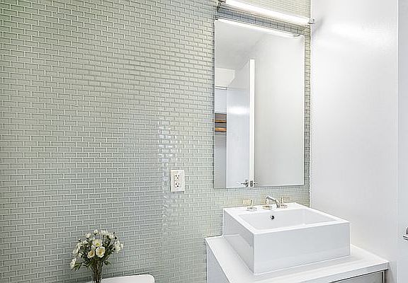 4th image of 1113 York Ave APT 26C