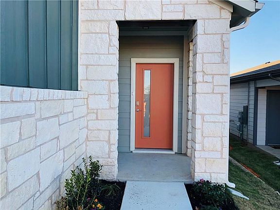 4th image of 7706 Daves Landing Dr