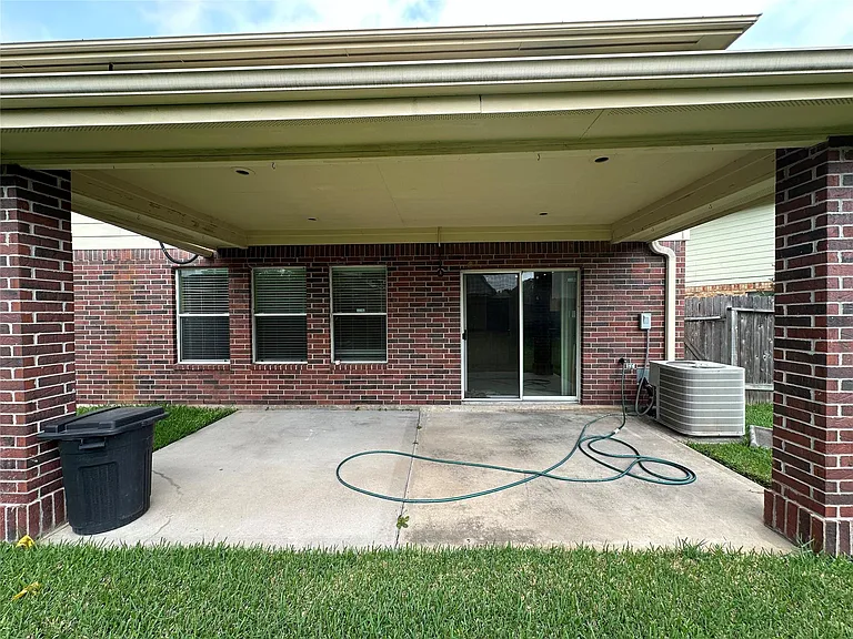 9922 Sand Lodge Ln — Photo 23