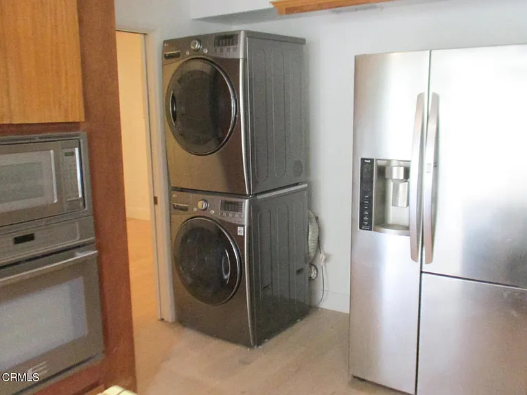 756 Linda Vista Ave — Photo 9