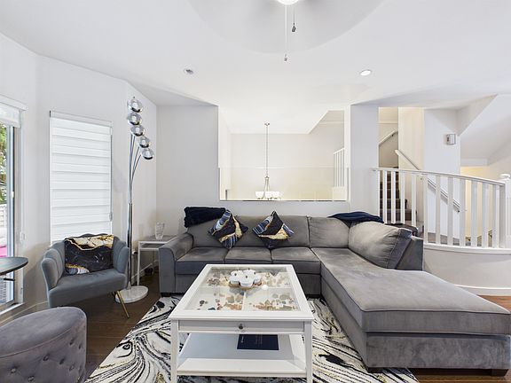 3rd image of 6700 Rumble St #8