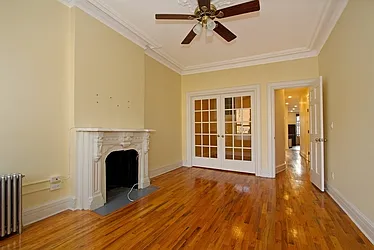 Rented by R New York