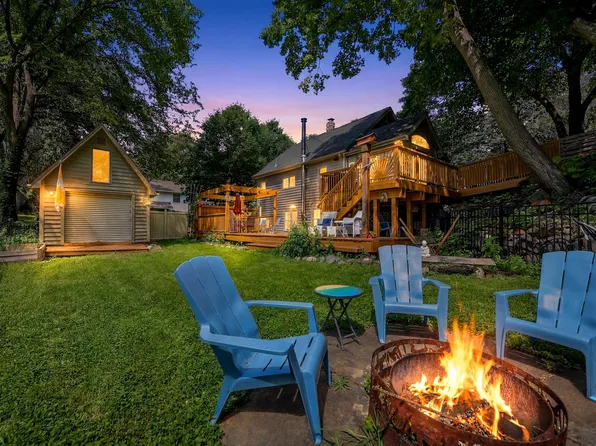 2605 Tyrone Ln, Mound, MN 55364