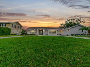 3019 Samara Dr, Tampa, FL 33618