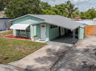 511 Marthas Way, Lantana, FL 33462