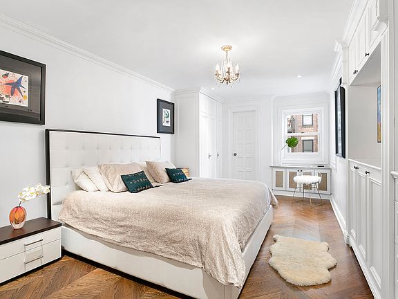 5th image of 30 W 86th St APT 3A