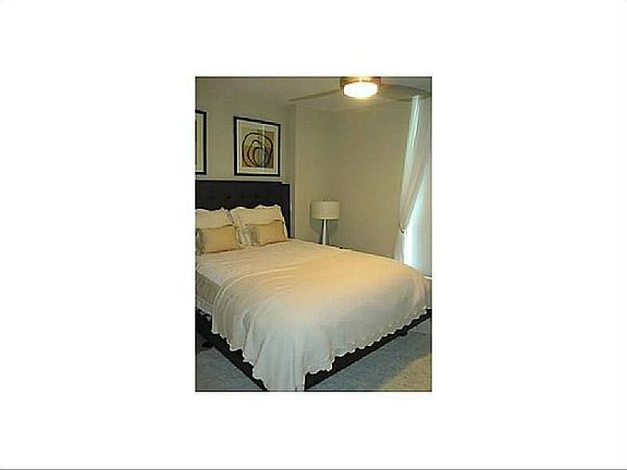 5th image of 300 S Biscayne Blvd APT 1234