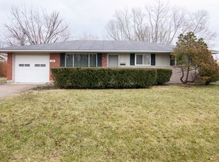 704 Hile Ln, Englewood, OH