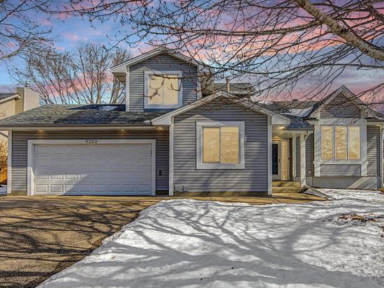 9200 Lakeside Trl, Champlin, MN 55316