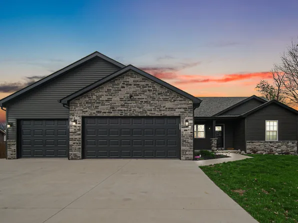 440 W High St, Wheatfield, IN 46392