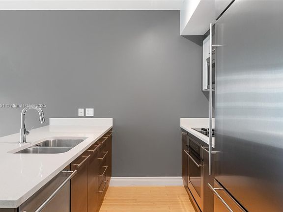 5th image of 500 Brickell Ave APT 2606