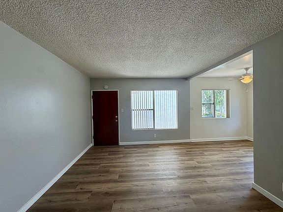 3rd image of 2225 San Anseline Ave #4