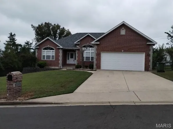 300 Sooter Ln, Rolla, MO 65401