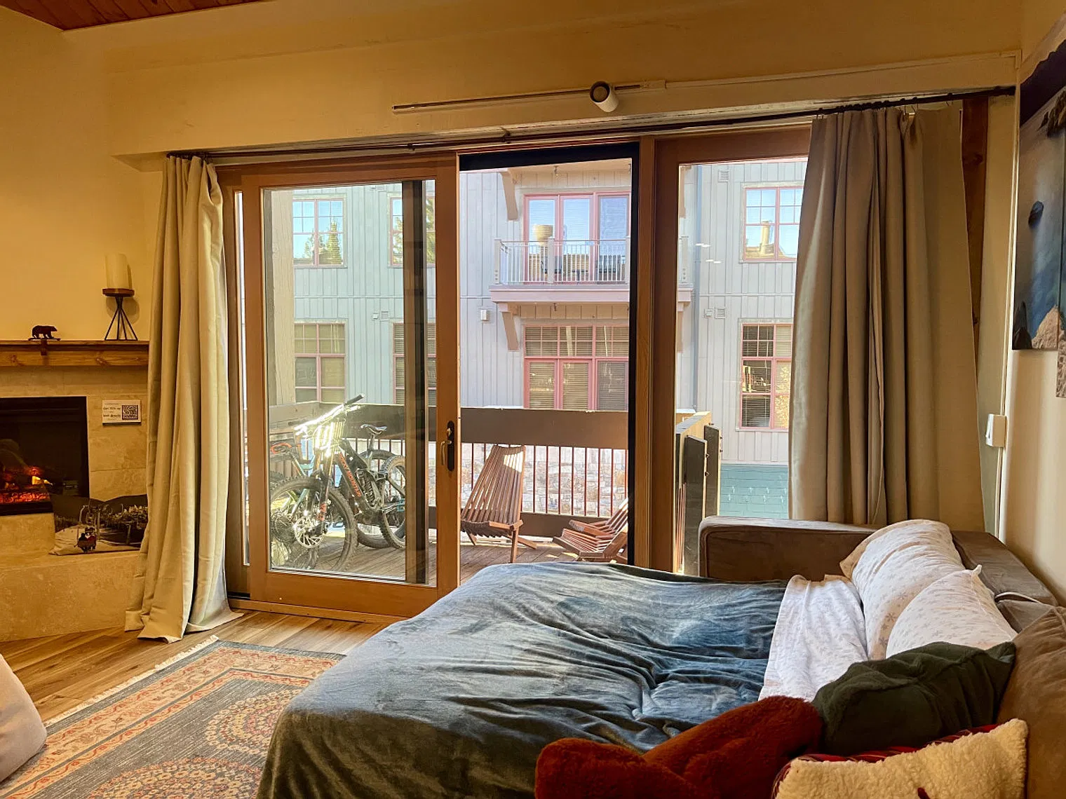 1 bed, 2.0 bath, $7,956 — Photo 3