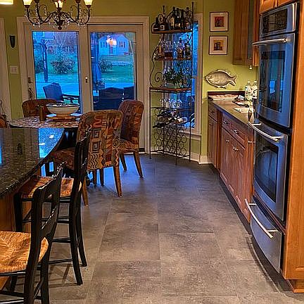 3rd image of 10125 Spring Ivy Ln