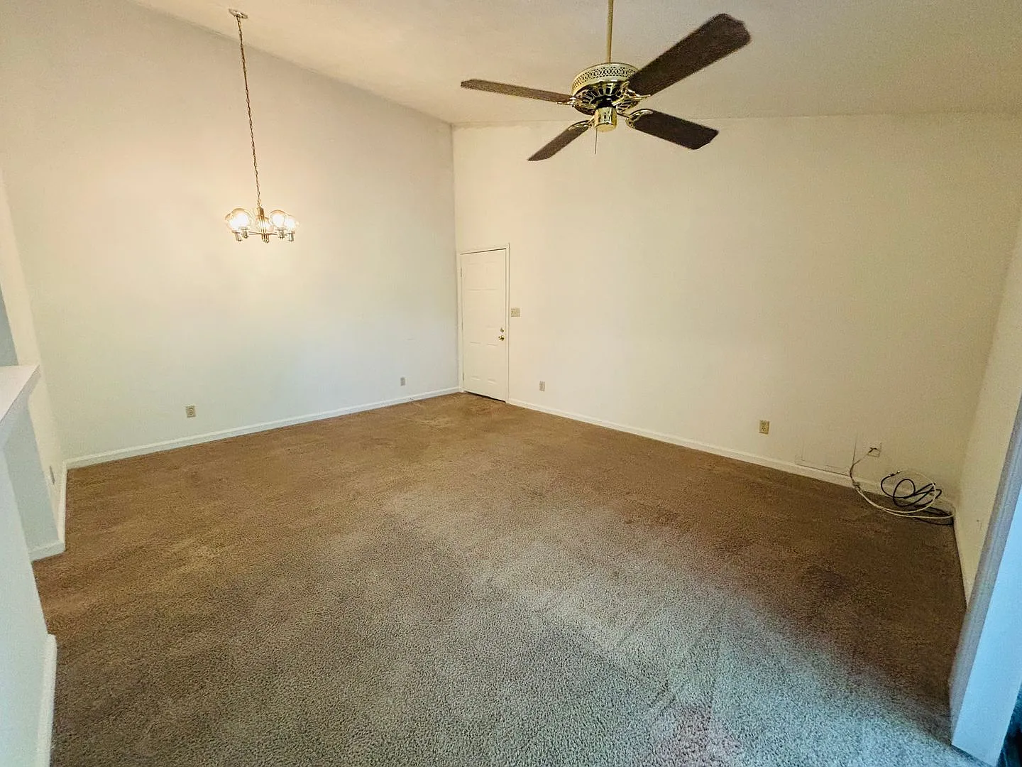 3 Bedroom 2 Bath Condo — Photo 3