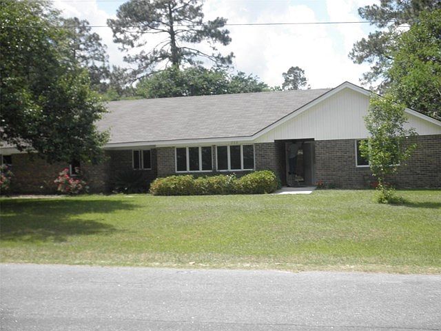 1st image of 208 John Paul Ave