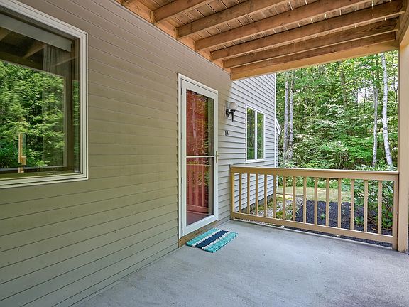 3rd image of 160 Northbrook Circle #84