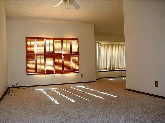 4th image of 1666 Janet Coles Ln