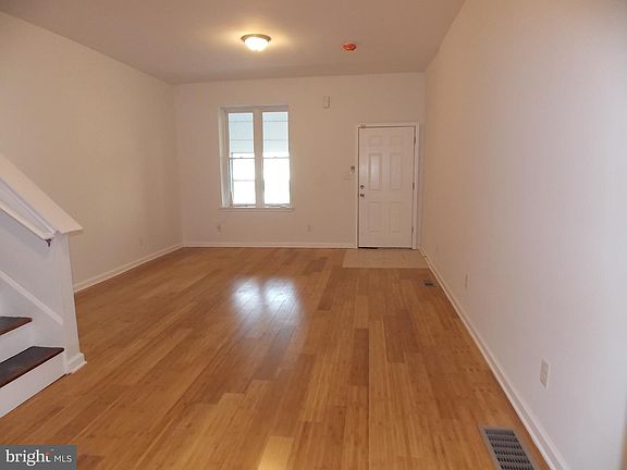 3rd image of 107 N 52nd St