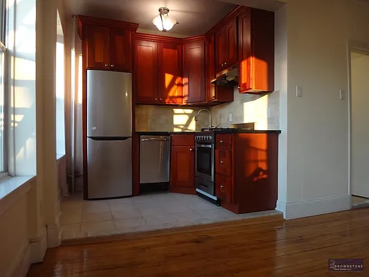 Rented by Brownstone Real Estate | media 20