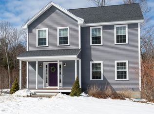 107 Hartford Brook Rd, Deerfield, NH 03037