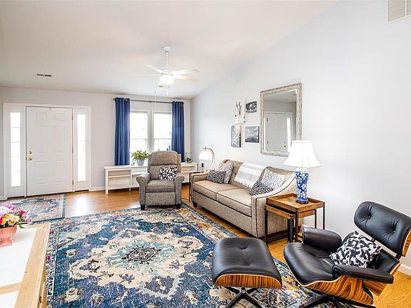 4th image of 508 McNair St