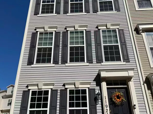 11926 Weybridge Ln, Germantown, MD 20876