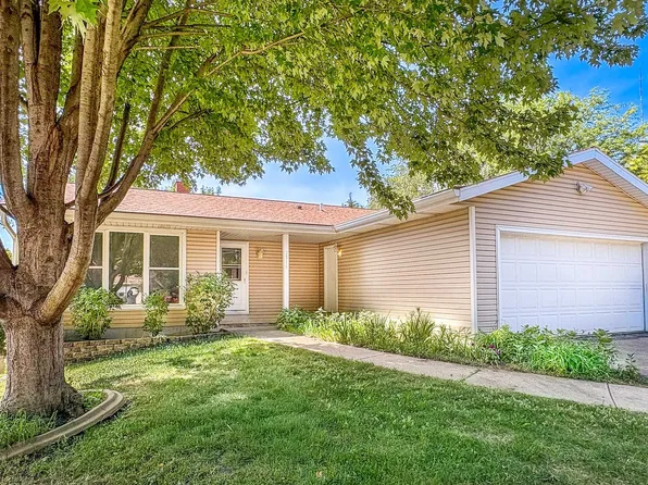 2318 Whitlock Rd, Madison, WI 53719