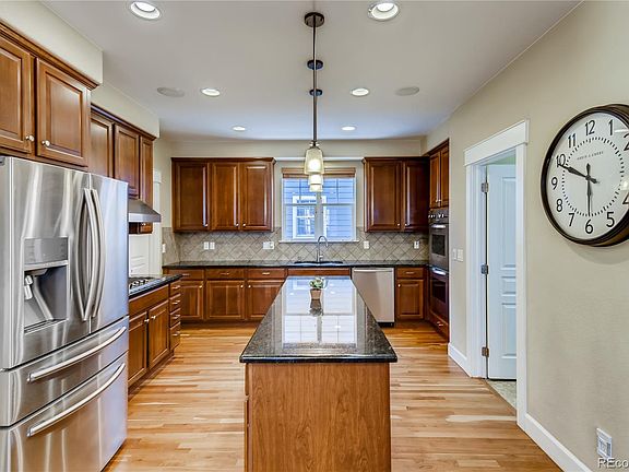 5th image of 2944 Elmira St
