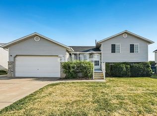 911 W 2350 N, Layton, UT 84041