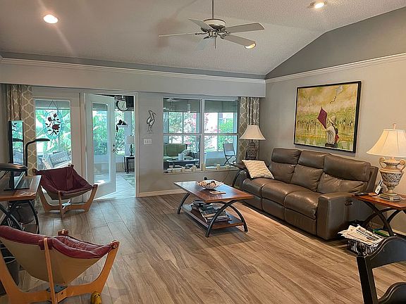 5th image of 1331 Augustine Dr