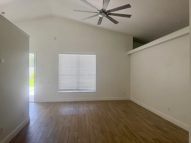 8089 Saint Andrews Cir — Photo 23