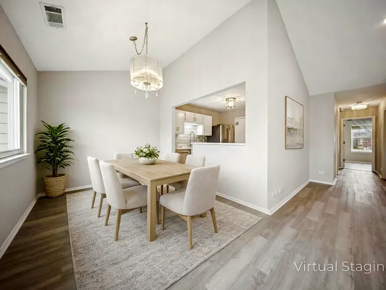 600 Eastview Ct #X2 — Photo 3