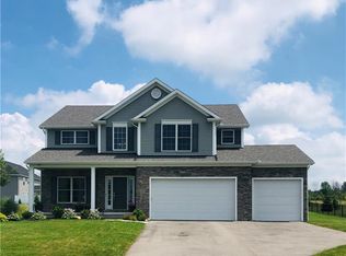 25 Knoche Way, Orchard Park, NY 14127
