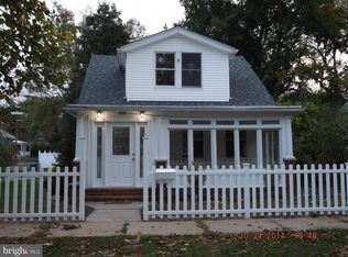 1418 Riverside Dr, Trenton, NJ 08618