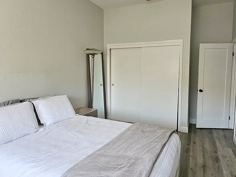 1604 Hood Rd #E — Photo 14