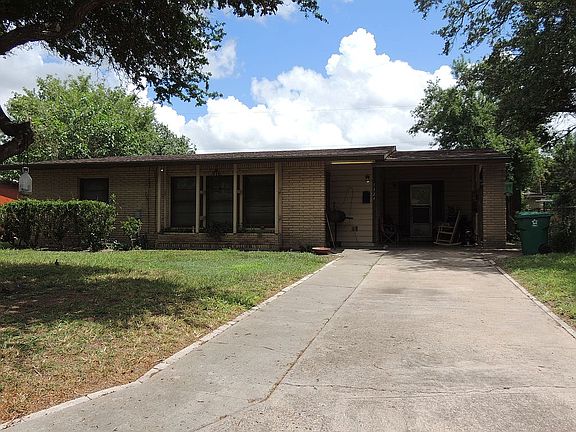 2nd image of 1324 Magnolia Ct