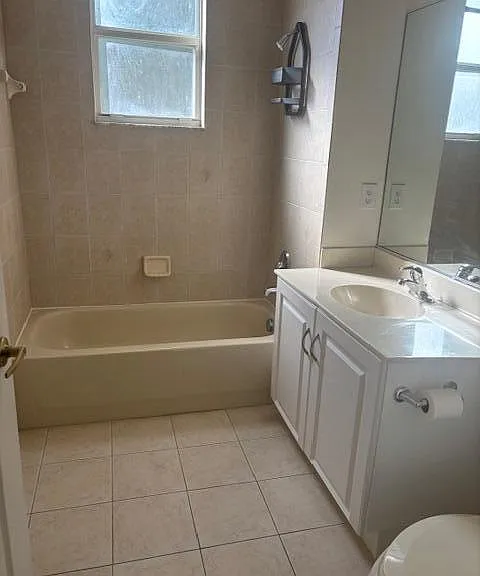 3557 Forest Hill Blvd #49 — Photo 10